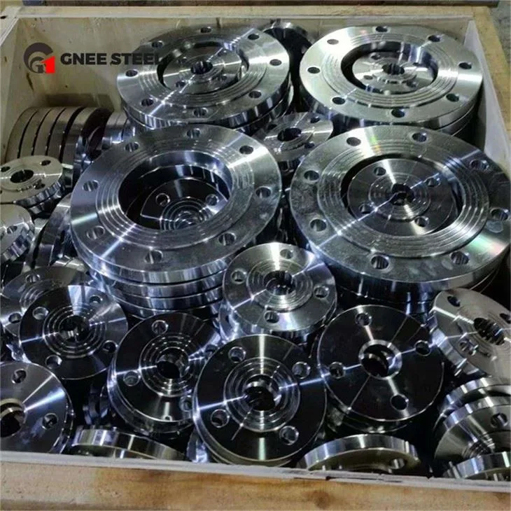 Flangia P250GH in acciaio al carbonio