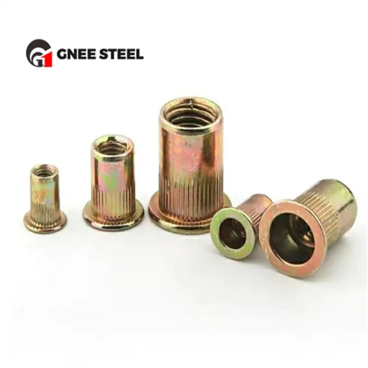 Dadi rivettati in acciaio zincato DIN7340